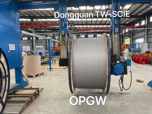 HDPE διπλός ενιαίος τρόπος θηκών GYTA53/GYTS53 θωρακισμένος για το άμεσο θαμμένο υπαίθριο καλώδιο οπτικών ινών